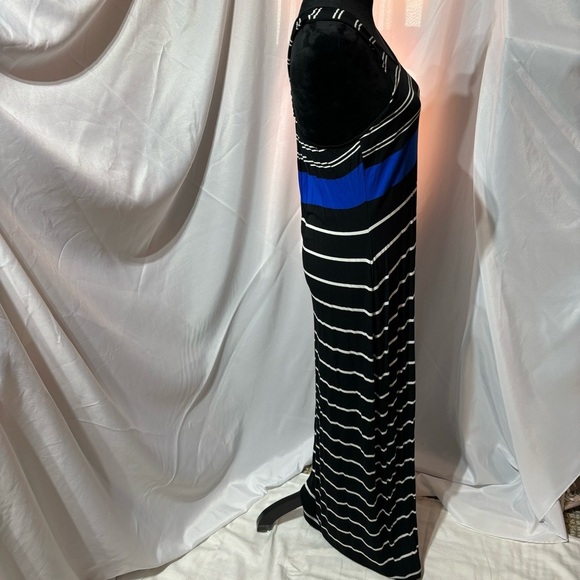 BOGO Calvin Klein Black/White/Blue Racerback Maxi Dress Size 12 - Picture 2 of 7